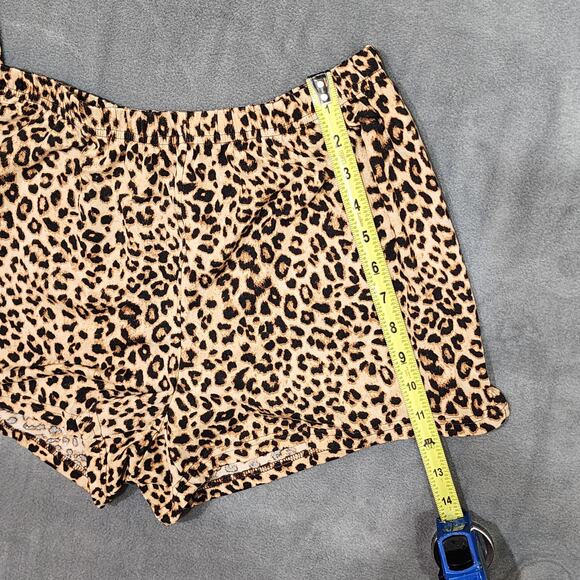 White Mark Short Sleeve Pajama Set Cheetah Animal Print Medium Sleep Set Comfy - Picture 7 of 7